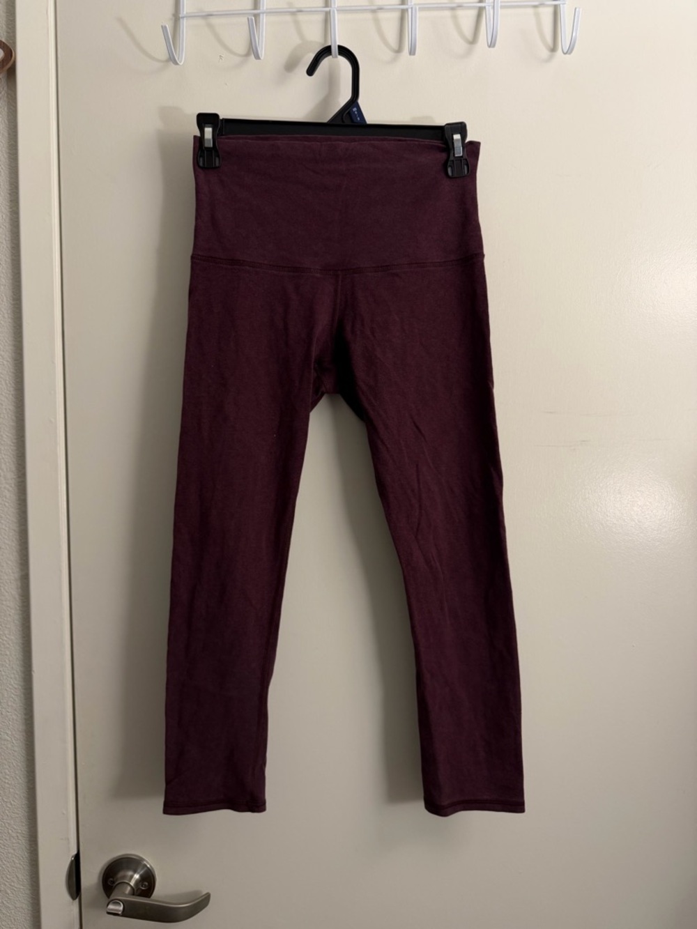 lululemon athletica V-Seam High-Rise Leggings in Plum - Picture 2 of 3